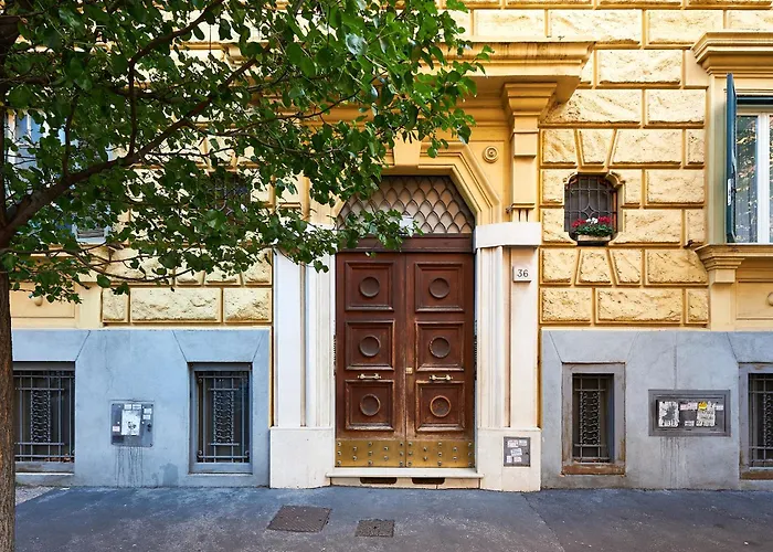 Vatican 2br Walk To St Peters Irex