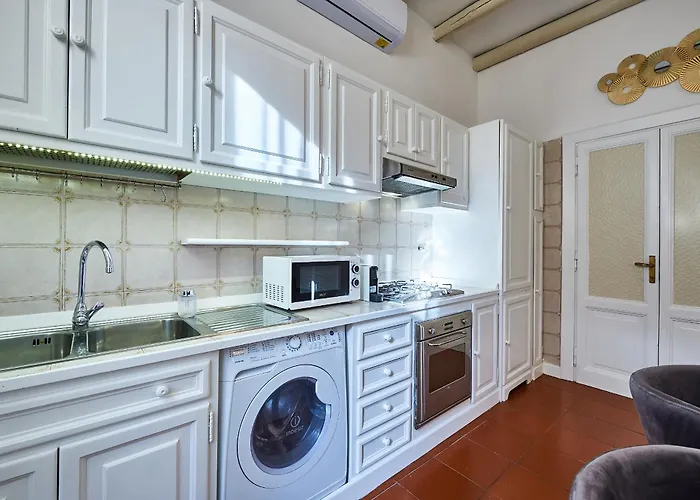 Vatican 2br Walk To St Peters Irex